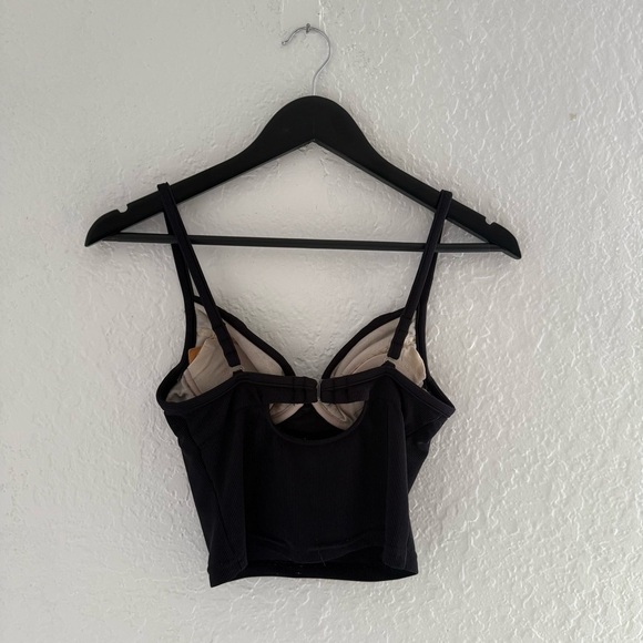 Vintage Ribbed Black Top - Picture 3 of 3